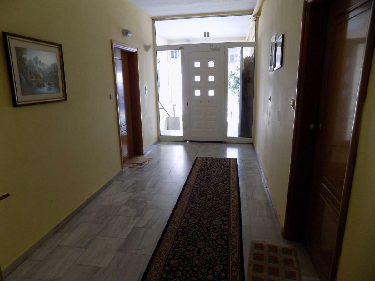 George'S Apartment In Volos Area Exterior photo